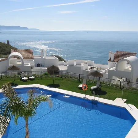 Spacious 3 Bedrooms Side Sea View Torrox