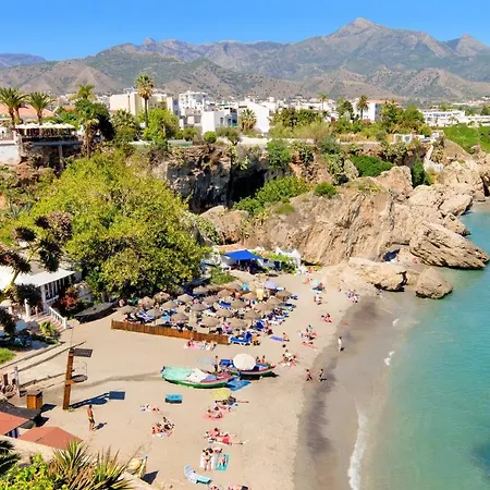 Spacious 3 Bedrooms Side Sea View Torrox